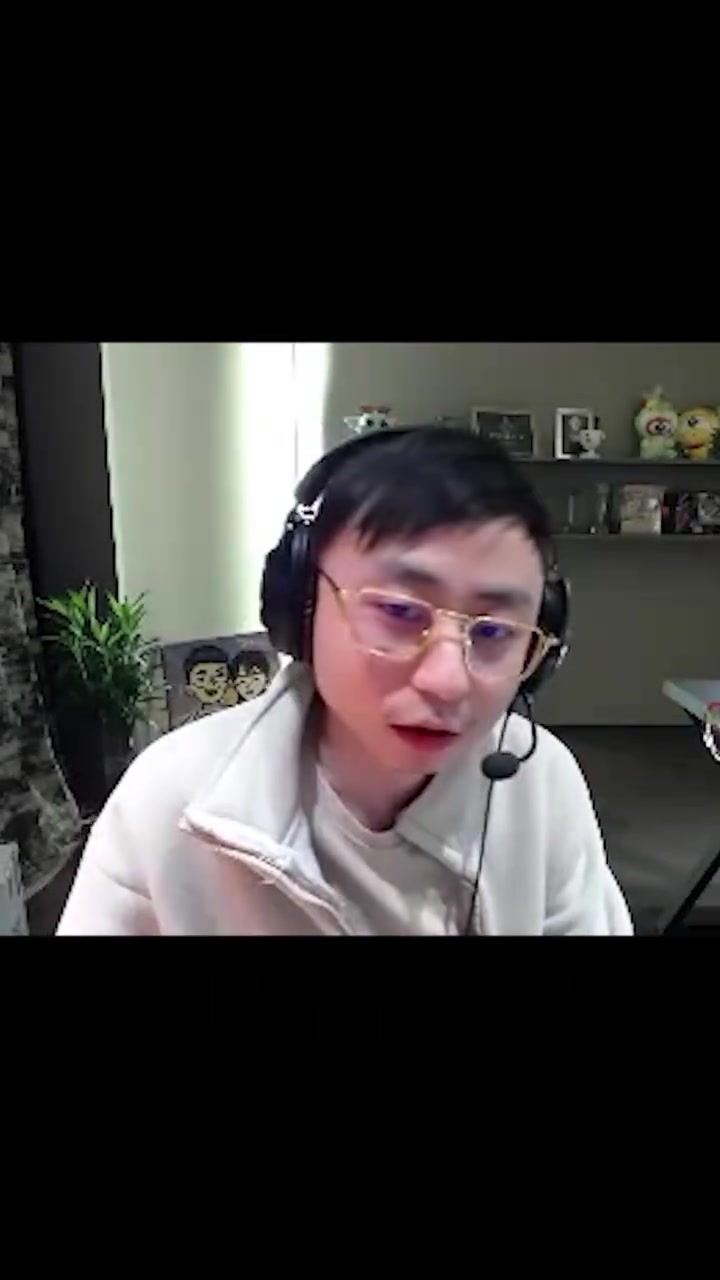 K仙女怕了!水晶哥:真不玩Uzi号了!那天坑完队友不敢玩了