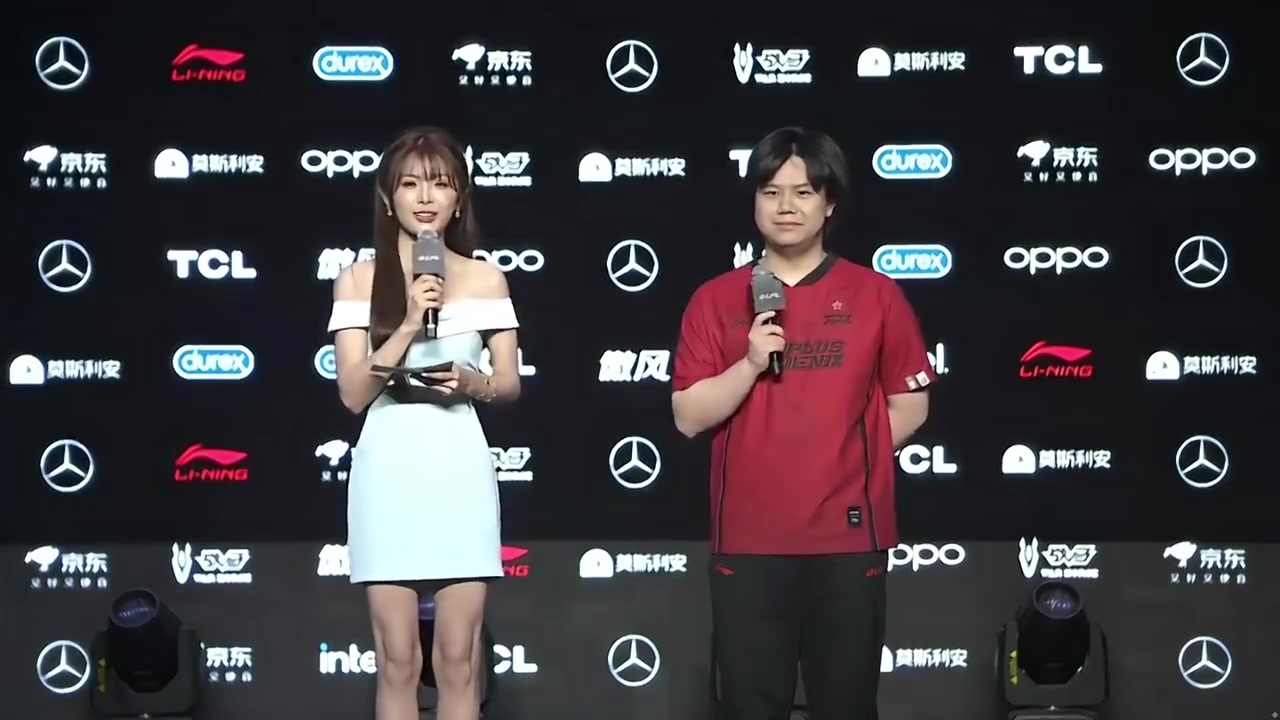 赛后采访shad0w:我这么多年职业生涯就没玩的这么爽过!
