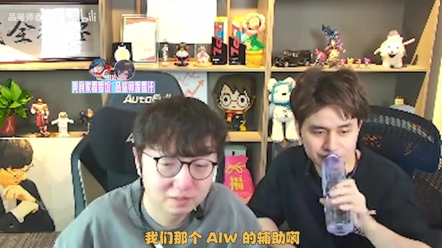 Mark:我是和JKL搭挡最久的下路 跟他打了200多场 宝蓝才100多场